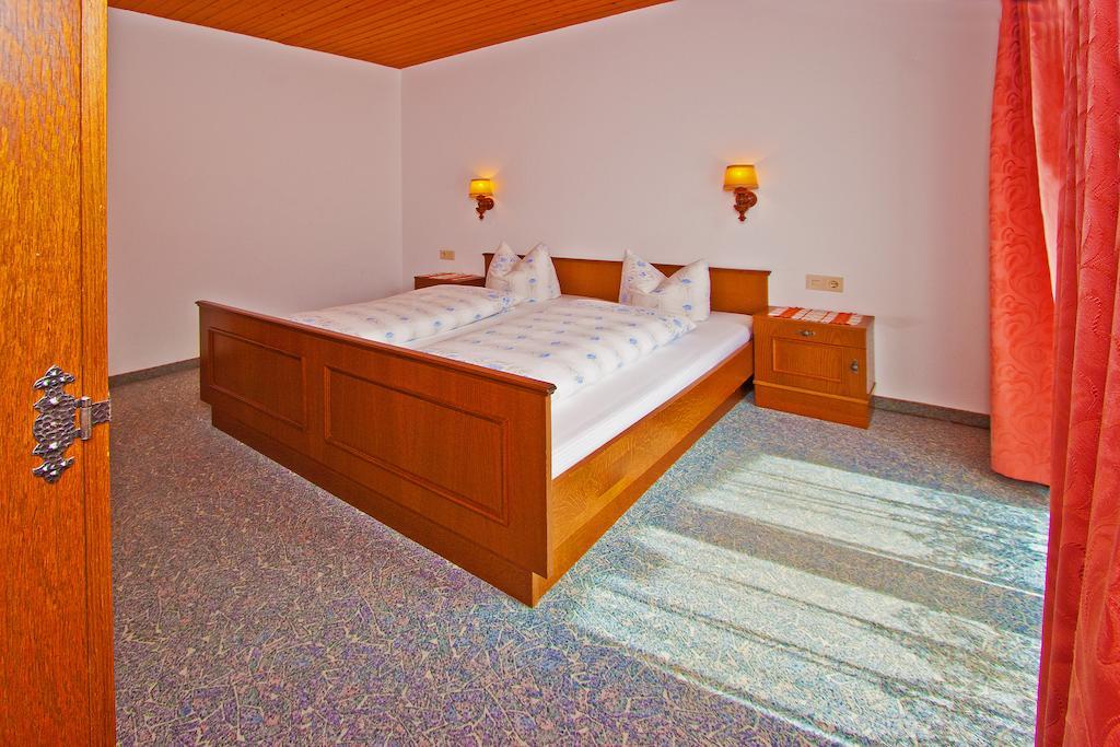 Ferienwohnungen Appartements Patscheider Finkenberg Camera foto