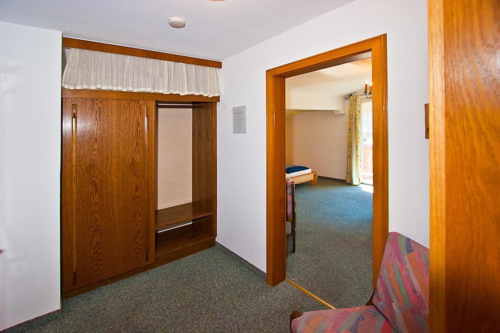 Ferienwohnungen Appartements Patscheider Finkenberg Camera foto
