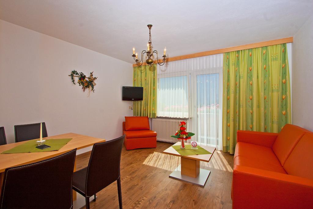 Ferienwohnungen Appartements Patscheider Finkenberg Camera foto